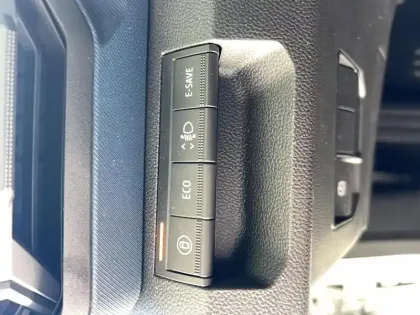 Photo 18 Dacia Duster  Hybrid 140 4x2