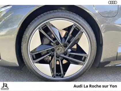 Photo 36 Audi E-tron  GT 476 ch quattro