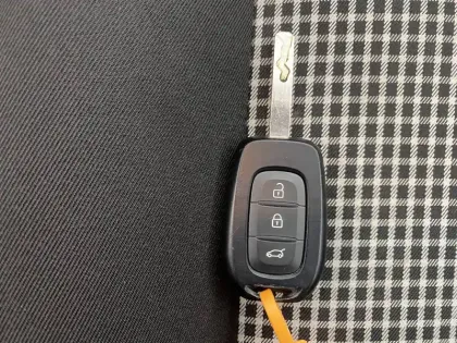 Photo 40 Renault Twingo  III Achat Intégral - 21