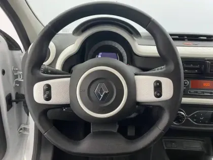 Photo 38 Renault Twingo  III Achat Intégral - 21