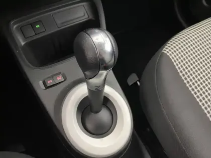 Photo 39 Renault Twingo  III Achat Intégral - 21