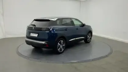 Photo 1 Peugeot 3008  Hybrid 136 e-DCS6 Allure Pack