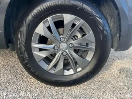 Photo 10 Peugeot 2008  1.2 PureTech 100ch S&S Style