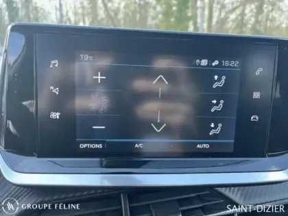 Photo 12 Peugeot 2008  1.2 PureTech 100ch S&S Style