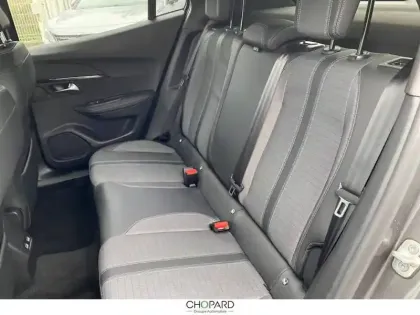 Photo 27 Peugeot 2008  PureTech 130 S&S EAT8