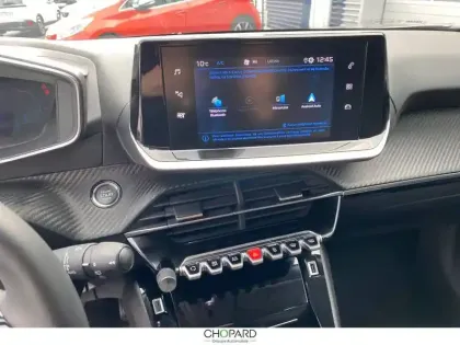 Photo 26 Peugeot 2008  PureTech 130 S&S EAT8