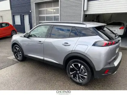 Photo 22 Peugeot 2008  PureTech 130 S&S EAT8