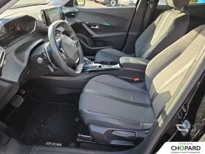 Photo 29 Peugeot 2008  PureTech 130 S&S EAT8