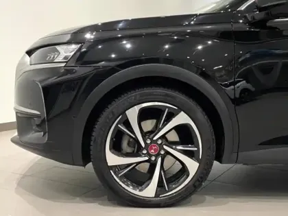 Photo 13 DS DS 7  Crossback E-TENSE 4x4 300ch Rivoli