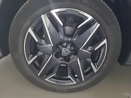 Photo 12 Peugeot 3008  Hybrid 136 e-DCS6