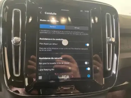 Photo 8 Volvo Ex40  Single Extended Range 252ch Plus