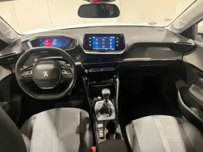 Photo 9 Peugeot 208  1.2 PureTech 100ch S&S Allure