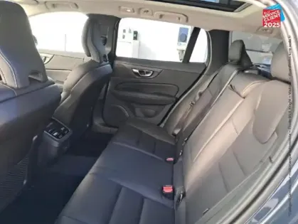 Photo 8 Volvo V60  B4 197ch Ultra Style Dark DCT 7