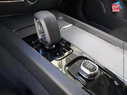 Photo 11 Volvo V60  B4 197ch Ultra Style Dark DCT 7