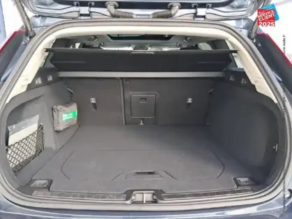 Photo 4 Volvo V60  B4 197ch Ultra Style Dark DCT 7