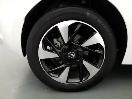 Photo 14 Opel Corsa  Electrique 136 ch & Batterie 50 kWh Edition