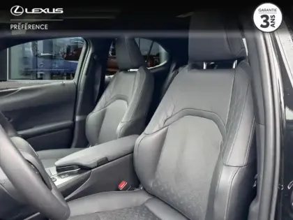 Photo 10 Lexus UX 300h 2WD Le HYBRIDE MC TO