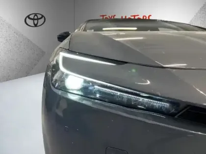 Photo 16 Toyota Prius Hybride Rechargeable 223ch Design PHE