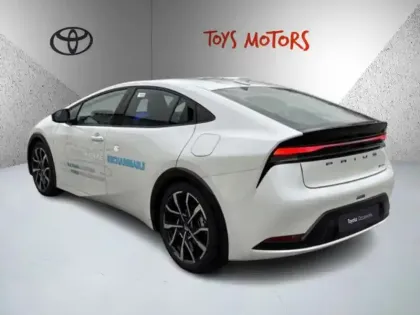 Photo 19 Toyota Prius Hybride Rechargeable 223ch Design PHE