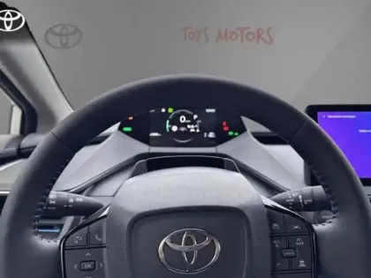 Photo 12 Toyota Prius Hybride Rechargeable 223ch Design PHE