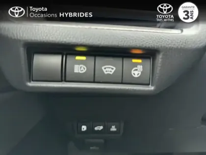 Photo 16 Toyota Prius Hybride Rechargeable 223ch Design PHE