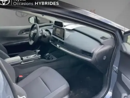 Photo 5 Toyota Prius Hybride Rechargeable 223ch Dynamic PH