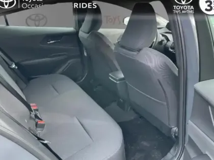 Photo 6 Toyota Prius Hybride Rechargeable 223ch Dynamic PH