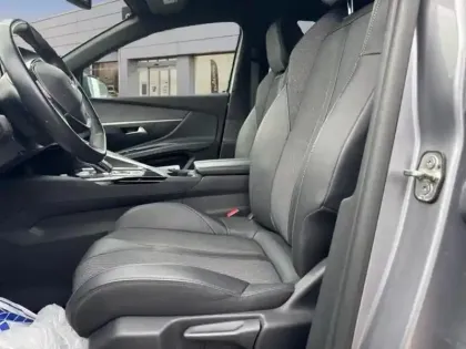 Photo 8 Peugeot 3008  1.5 BlueHDi 130ch S&S Allure Pack EAT8