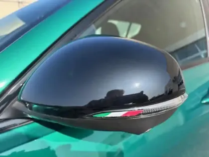 Photo 13 Alfa Romeo Tonale  1.5 Hybrid 160ch Tributo Italiano TCT