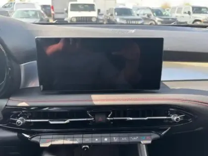 Photo 10 Alfa Romeo Tonale  1.5 Hybrid 160ch Tributo Italiano TCT