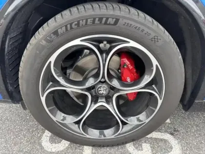 Photo 14 Alfa Romeo Stelvio  2.2 Diesel 210ch Veloce Q4 AT8