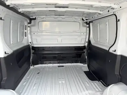 Photo 29 Renault Trafic  E-TECH ELECTRIQUE FGN L1H1 3T AC22