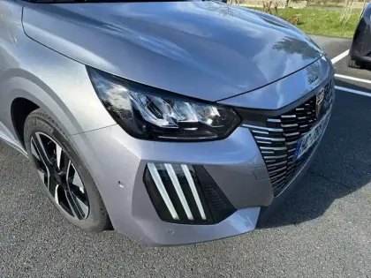 Photo 35 Peugeot 208  100 S&S BVM6
