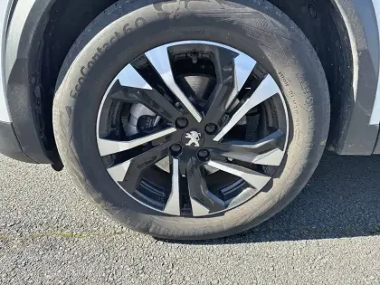 Photo 32 Peugeot 2008  Electrique 136 ch