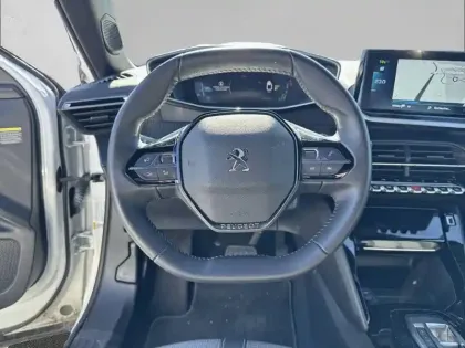 Photo 28 Peugeot 2008  Electrique 136 ch