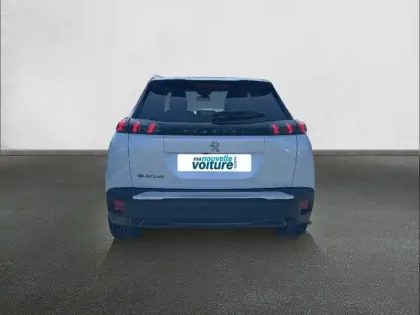 Photo 24 Peugeot 2008  Electrique 136 ch