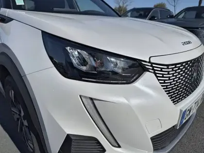 Photo 35 Peugeot 2008  Electrique 136 ch