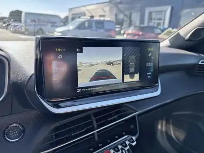 Photo 34 Peugeot 2008  Electrique 136 ch