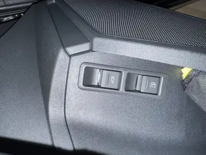 Photo 14 Audi A3  Allstreet 40 TFSI e Hybride rechargeable 204 S tronic 6