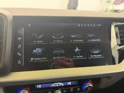 Photo 11 Audi A1  Sportback 30 TFSI 116 ch S tronic 7