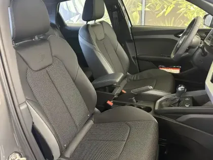 Photo 7 Audi A1  Sportback 30 TFSI 116 ch S tronic 7