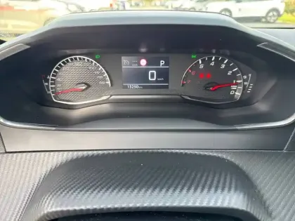 Photo 9 Peugeot 208  PureTech 100 S&S EAT8