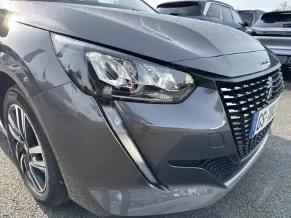 Photo 15 Peugeot 208  PureTech 100 S&S EAT8