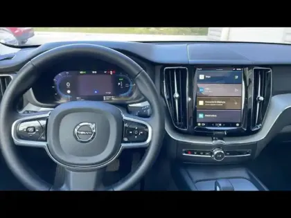 Photo 10 Volvo Xc60  T6 Hybride Rechargeable 253 + 145ch Plus Style Dark Geartronic 8 AWD