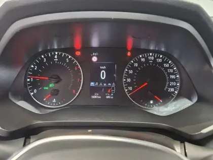 Photo 8 Renault Captur  TCe 90