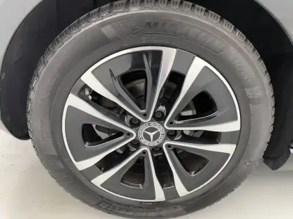 Photo 17 Mercedes Classe A  180 d 8G-DCT