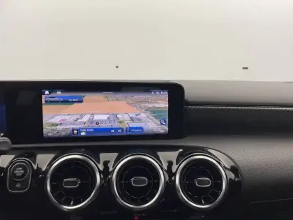 Photo 20 Mercedes Classe A  180 d 8G-DCT