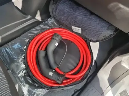 Photo 14 Peugeot Partner E- FOURGON M 800 KG 136 CH BATTERIE 54 KWH