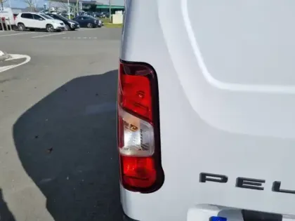 Photo 16 Peugeot Partner E- FOURGON M 800 KG 136 CH BATTERIE 54 KWH