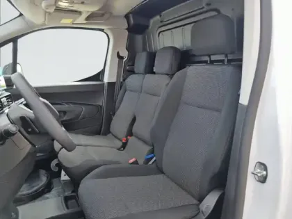 Photo 10 Peugeot Partner E- FOURGON M 800 KG 136 CH BATTERIE 54 KWH